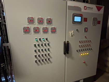 Armoire électrique de commande et d'automatisme Sodalec installée sur un site du Finistère