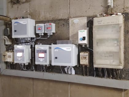 Raccordement électrique d'une armoire sur une installation